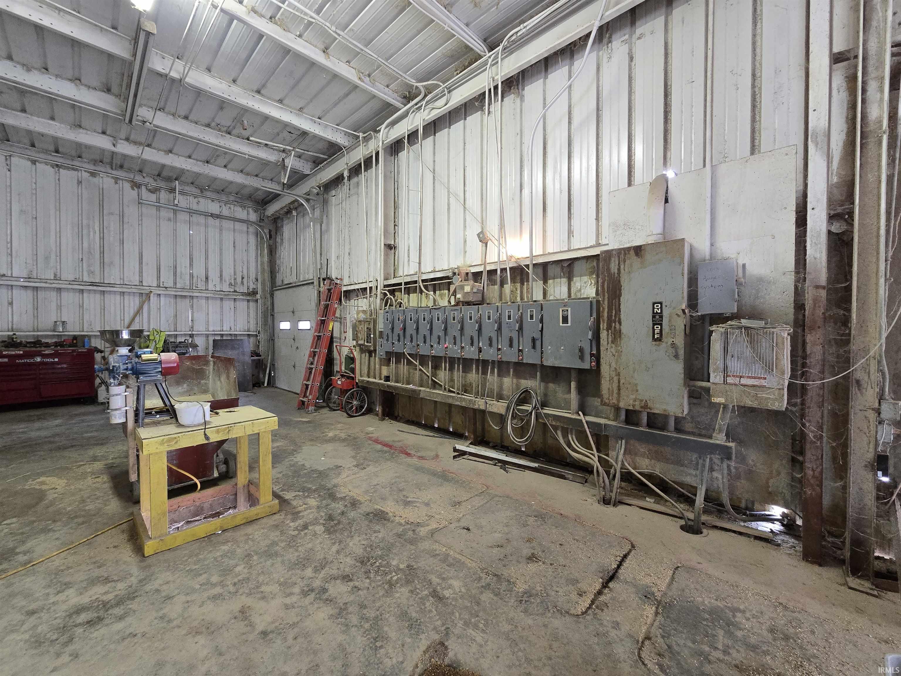 10199 South Wayne Road Warren, IN 46792 - Photo 20 of 29