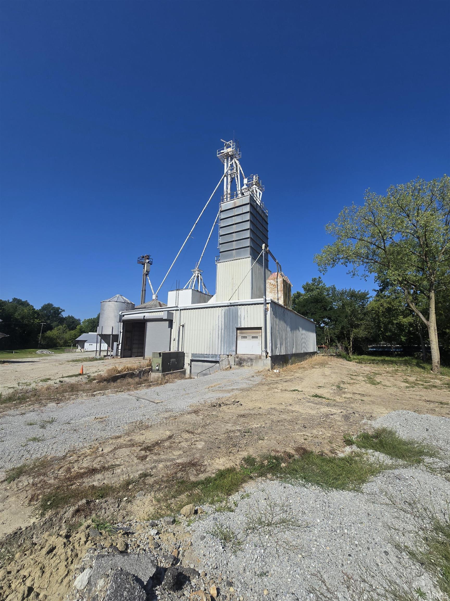 10199 South Wayne Road Warren, IN 46792 - Photo 5 of 29