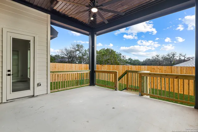 $500,000 | 1416 Green Meadow Lane, Spring Branch, TX 78070