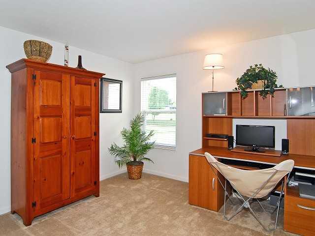 2000 Quarter Path Road Cicero, IN 46034 - Photo 13 of 21 Gallery Image 13