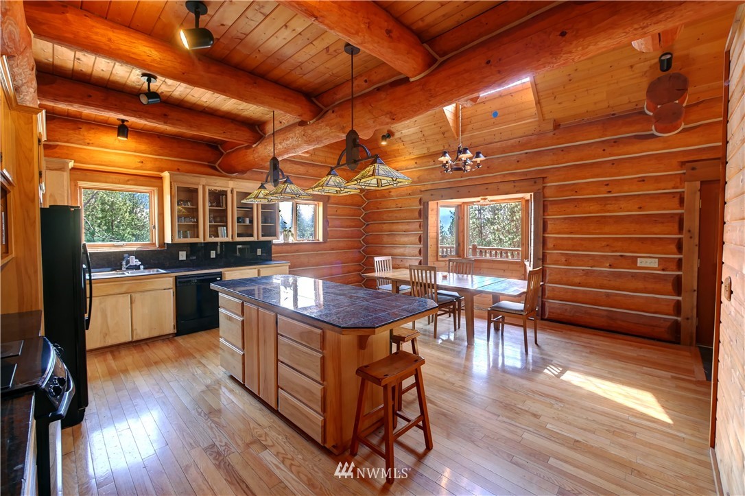 48 Cape Labelle Road Tonasket, WA 98855 - Photo 10 of 39