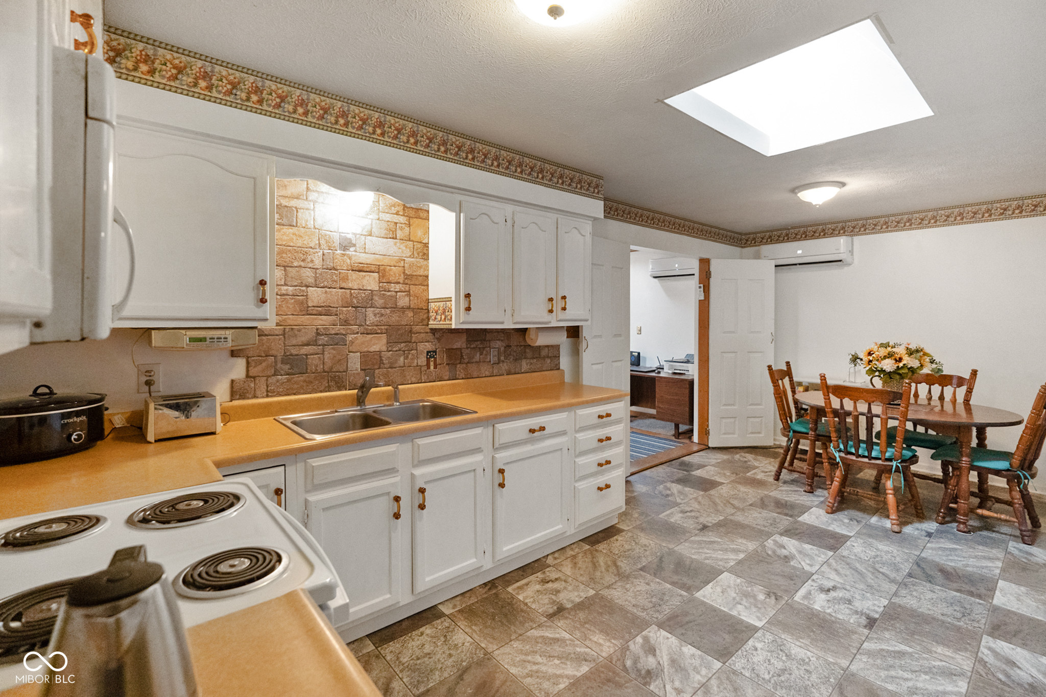 6979 Rinnie Seitz Road Nashville, IN 47448 - Photo 17 of 41