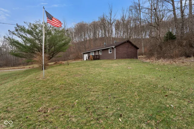 $359,900 | 6979 Rinnie Seitz Road, Nashville, IN 47448
