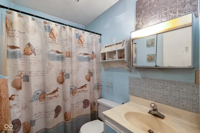 $359,900 | 6979 Rinnie Seitz Road, Nashville, IN 47448