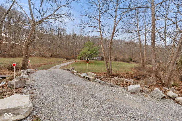 $359,900 | 6979 Rinnie Seitz Road, Nashville, IN 47448