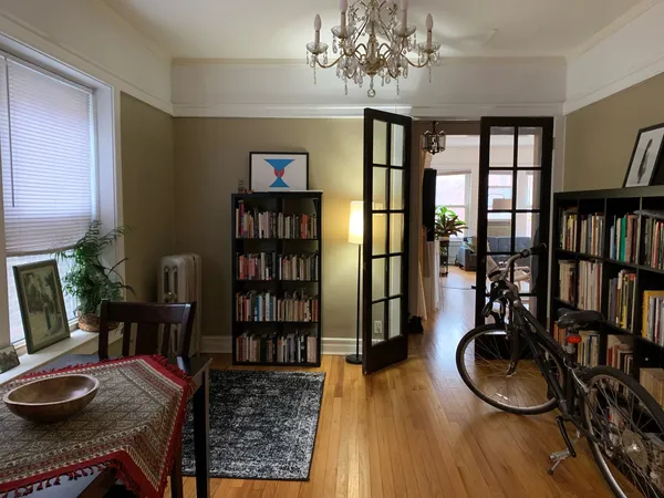 $3,000 | 1319 West Early Avenue, Unit 2, Chicago, IL 60660