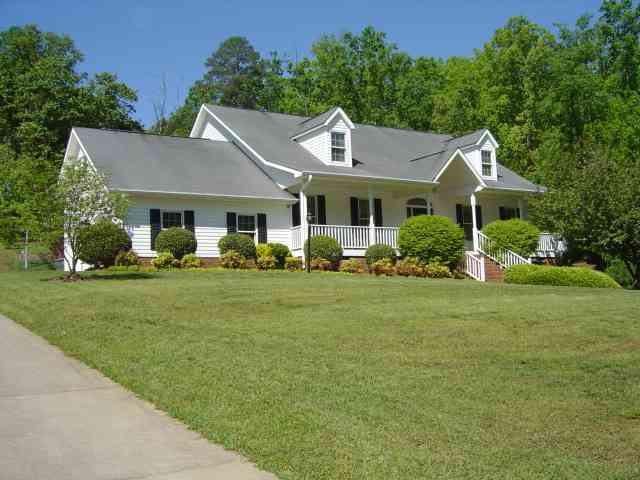 135 Emerald Road Seneca, SC 29678 - Photo 1 of 24 Gallery Image 1