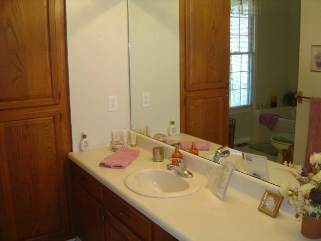 135 Emerald Road Seneca, SC 29678 - Photo 21 of 24 Gallery Image 21