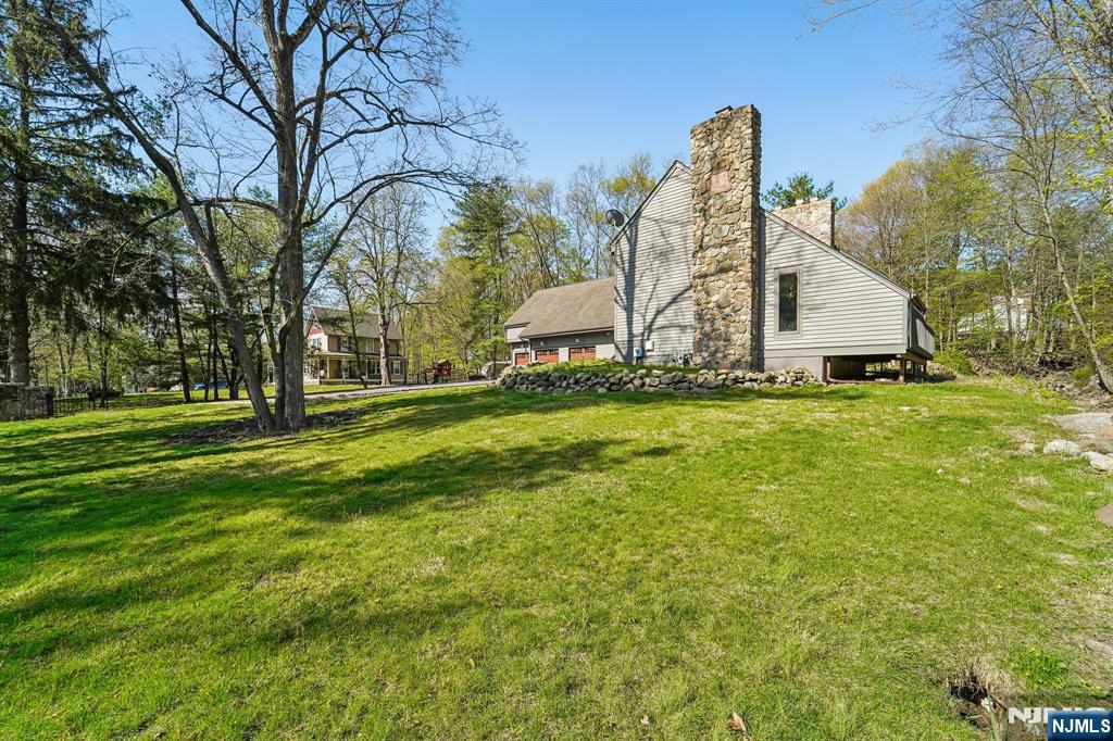 11 Carlough Road Upper Saddle River, NJ 07458 - Photo 39 of 41 a house view with garden space