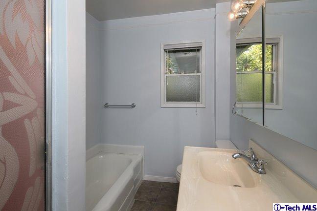 183 Marathon Road Altadena, CA 91001 - Photo 8 of 16 a bathroom with sink and bathtub