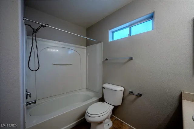 $1,698 | 5283 Broadlake Lane, Las Vegas, NV 89122