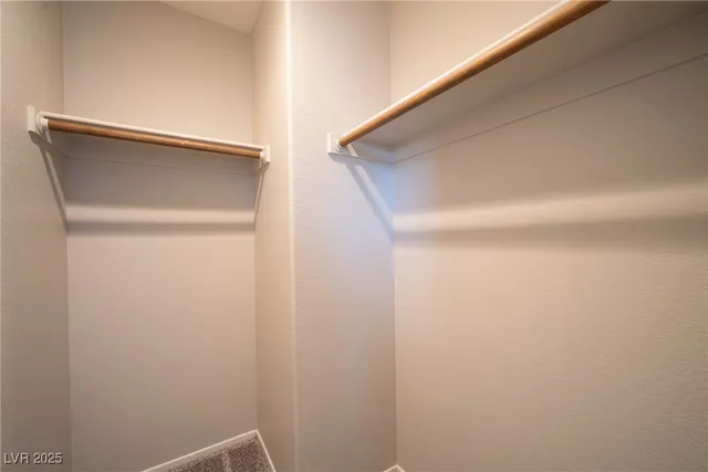 $1,698 | 5283 Broadlake Lane, Las Vegas, NV 89122