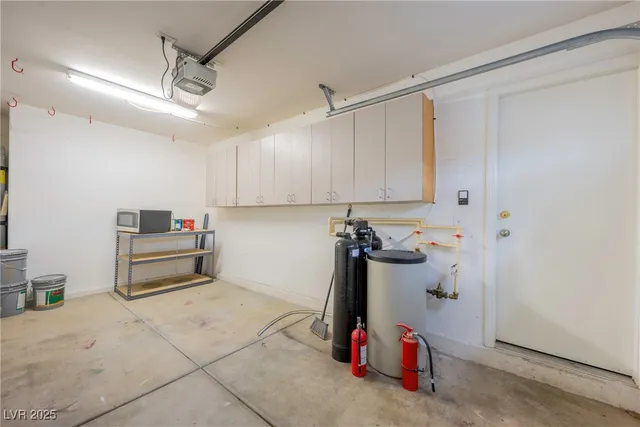 $1,698 | 5283 Broadlake Lane, Las Vegas, NV 89122