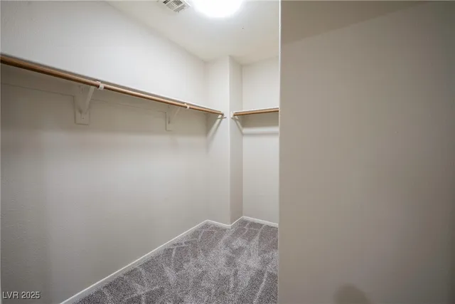 $1,698 | 5283 Broadlake Lane, Las Vegas, NV 89122