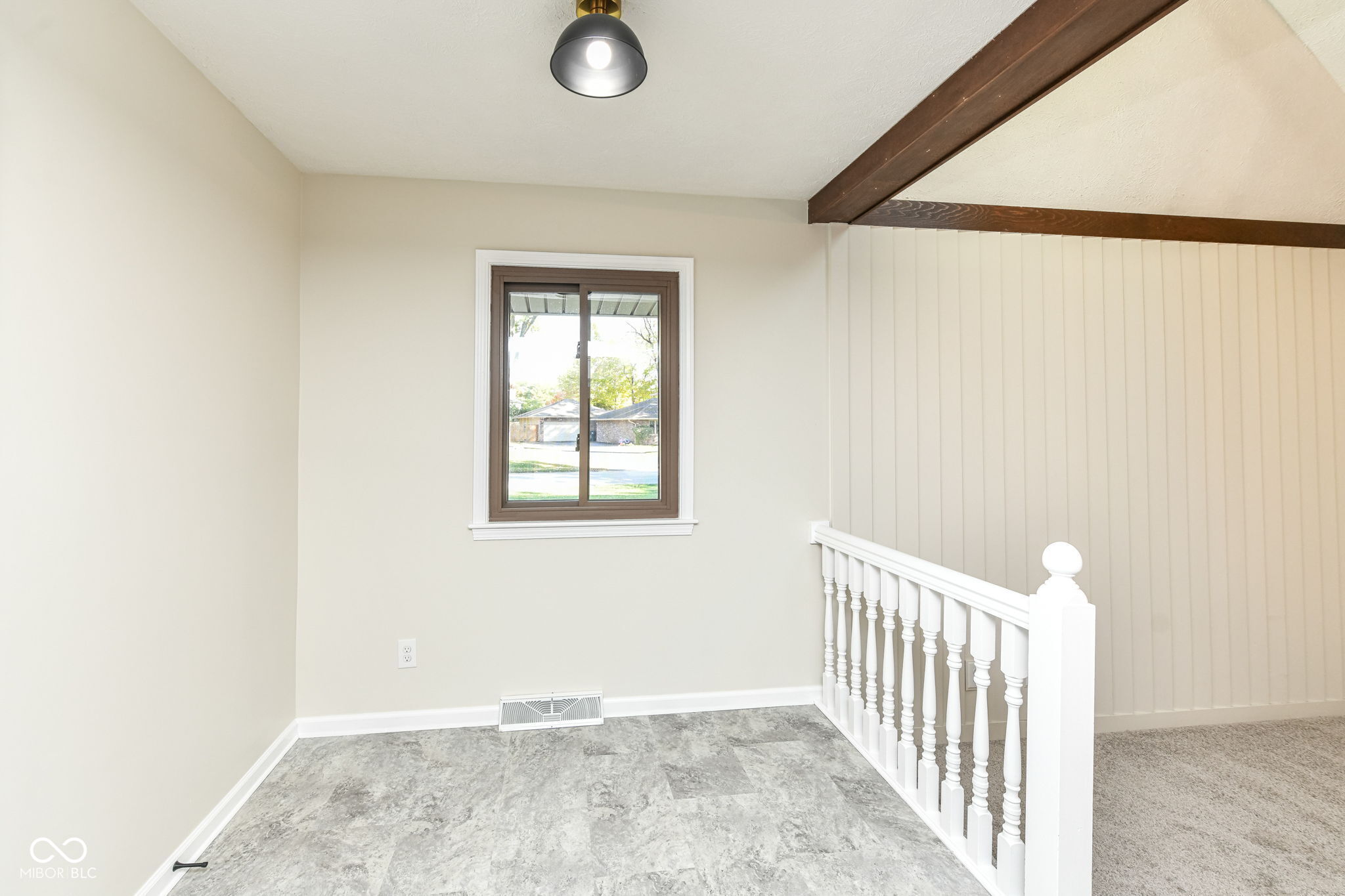 810 Ramblin Road Greenwood, IN 46142 - Photo 15 of 33 Gallery Image 15