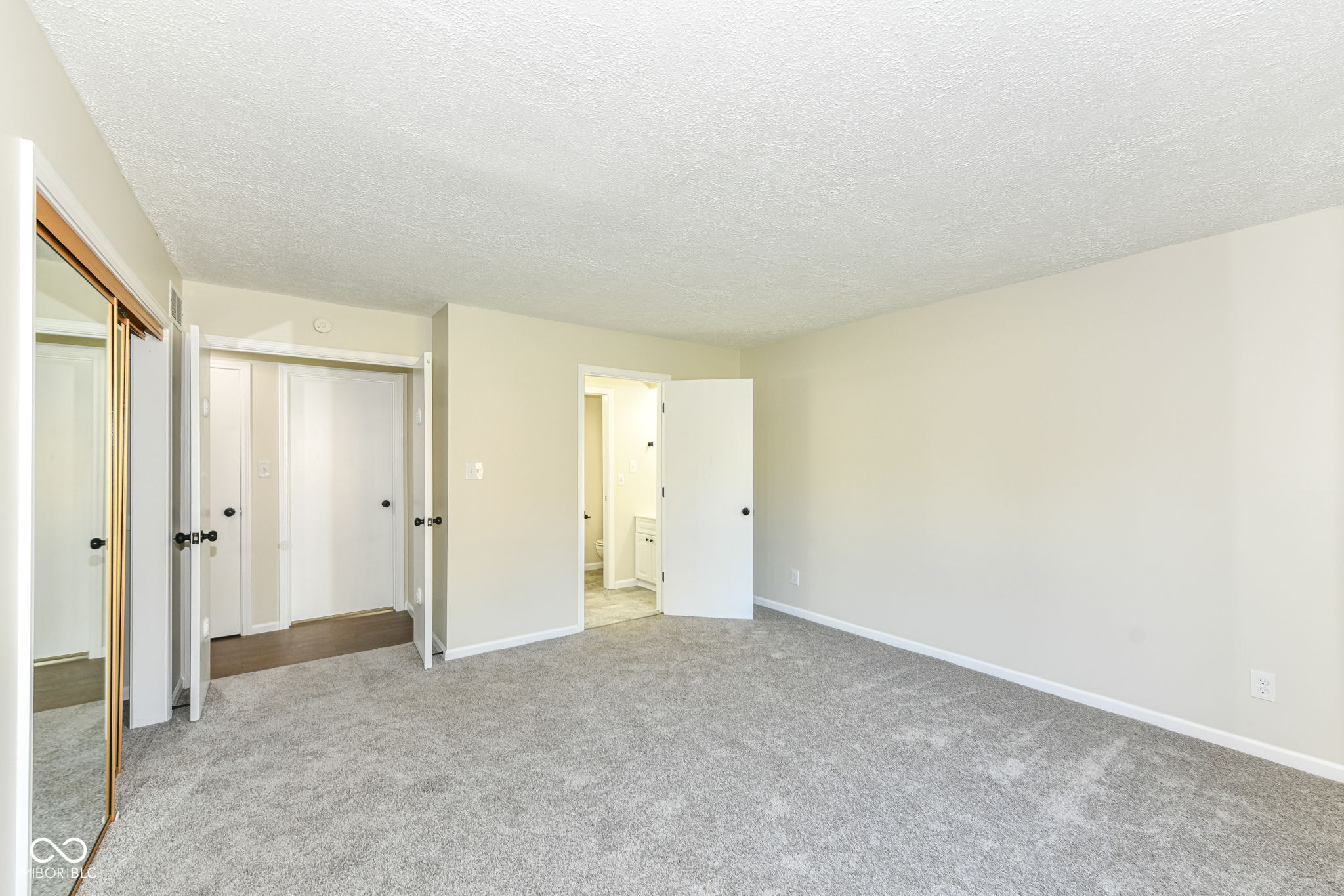 810 Ramblin Road Greenwood, IN 46142 - Photo 18 of 33 Gallery Image 18