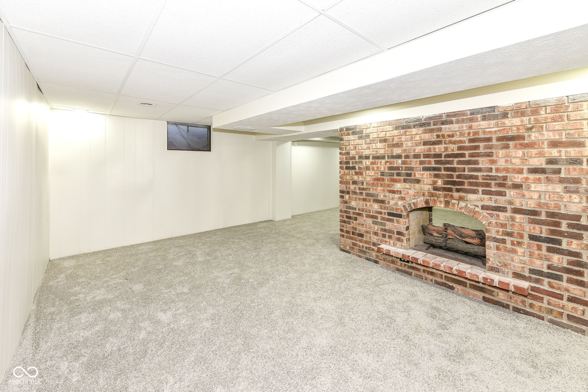 810 Ramblin Road Greenwood, IN 46142 - Photo 28 of 33 Gallery Image 28