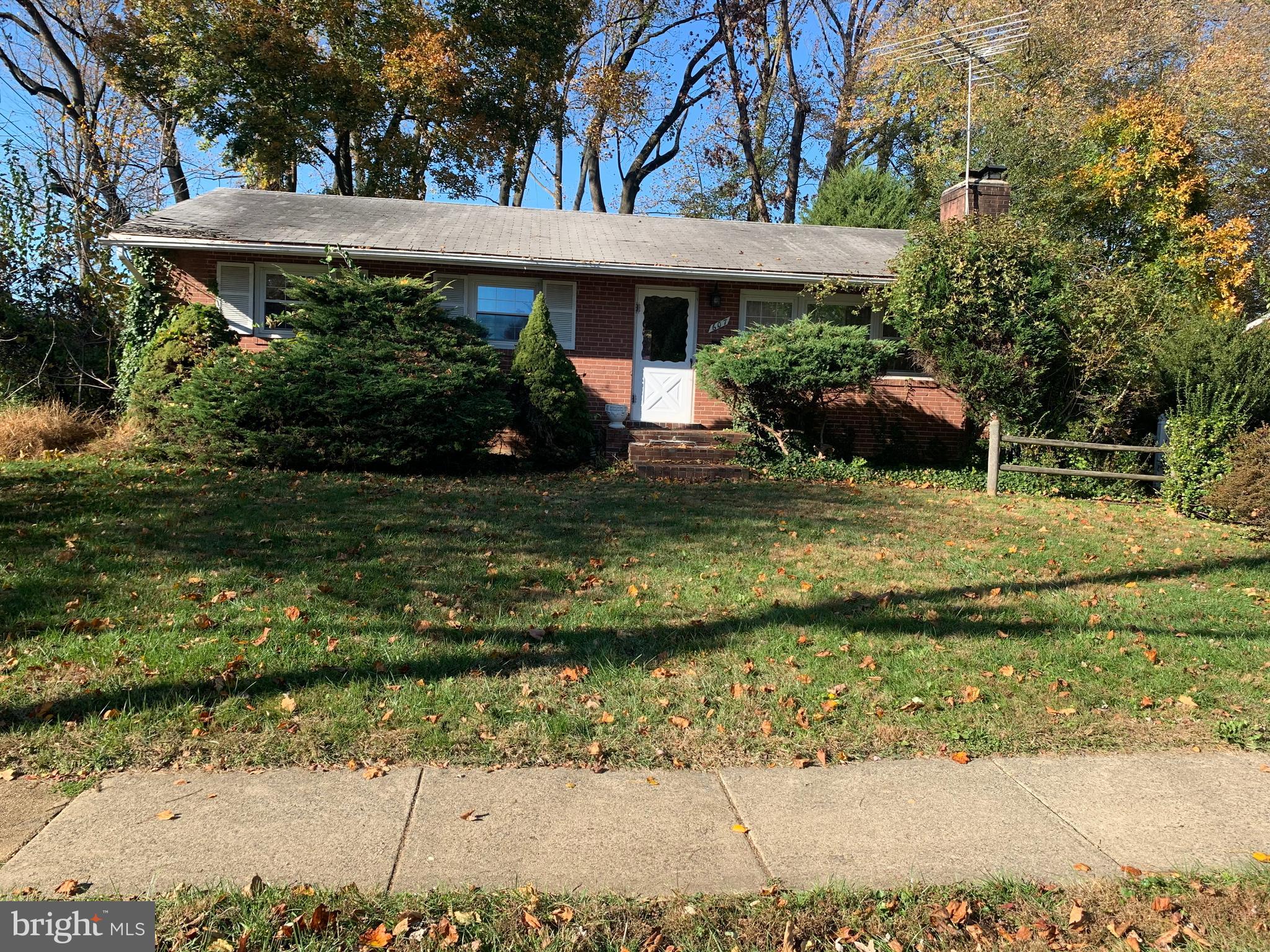 607 Tapawingo Road Southwest Vienna, VA 22180 - Photo 1 of 1 Gallery Image 1