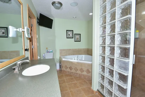 $301,000 | 3221 11th Avenue South, Moorhead, MN 56560