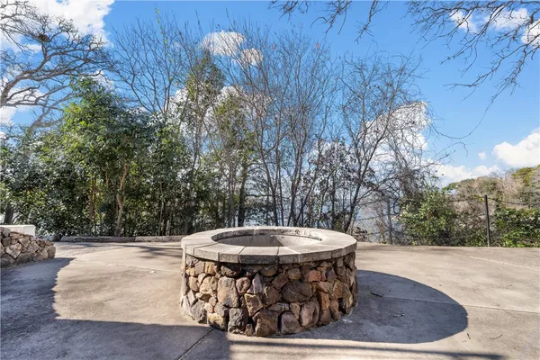 $100,000 | 39 Enclave Court, Waco, TX 76708