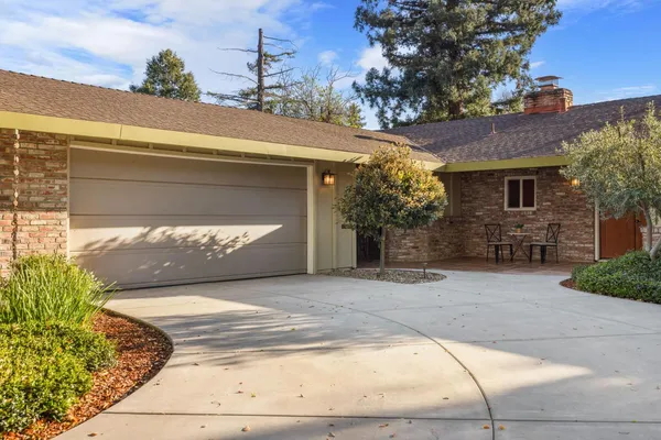 $1,150,000 | 627 Marina Circle, Davis, CA 95616