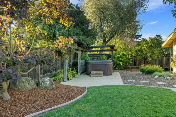 $1,150,000 | 627 Marina Circle, Davis, CA 95616