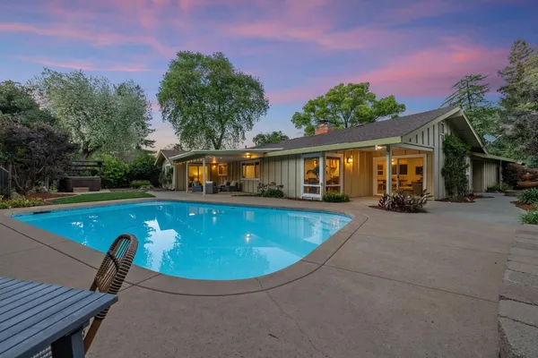 $1,150,000 | 627 Marina Circle, Davis, CA 95616