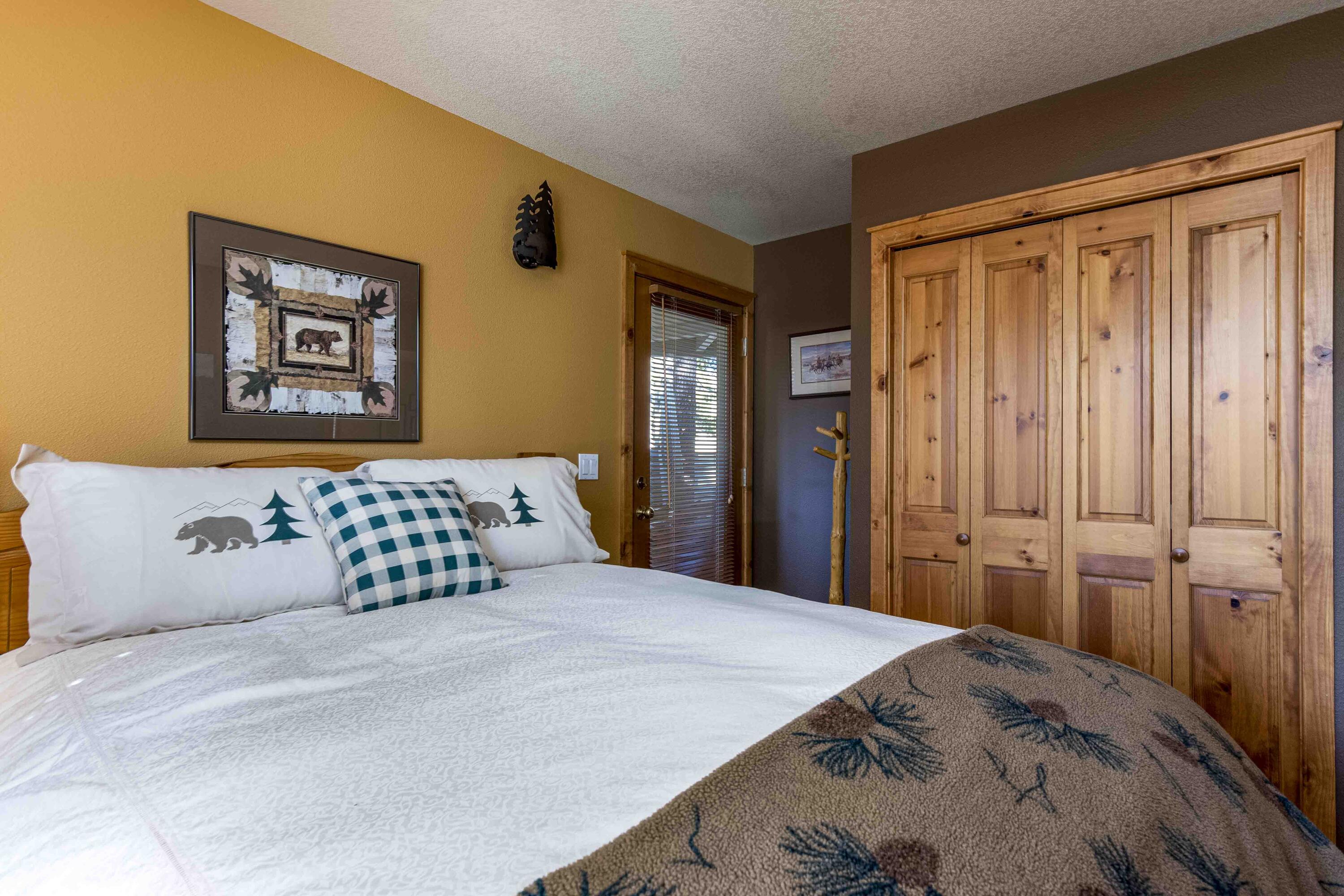 17912 Rhododendron Lane Sunriver, OR 97707 - Photo 22 of 35 This bedroom offers private access to the lower deck.