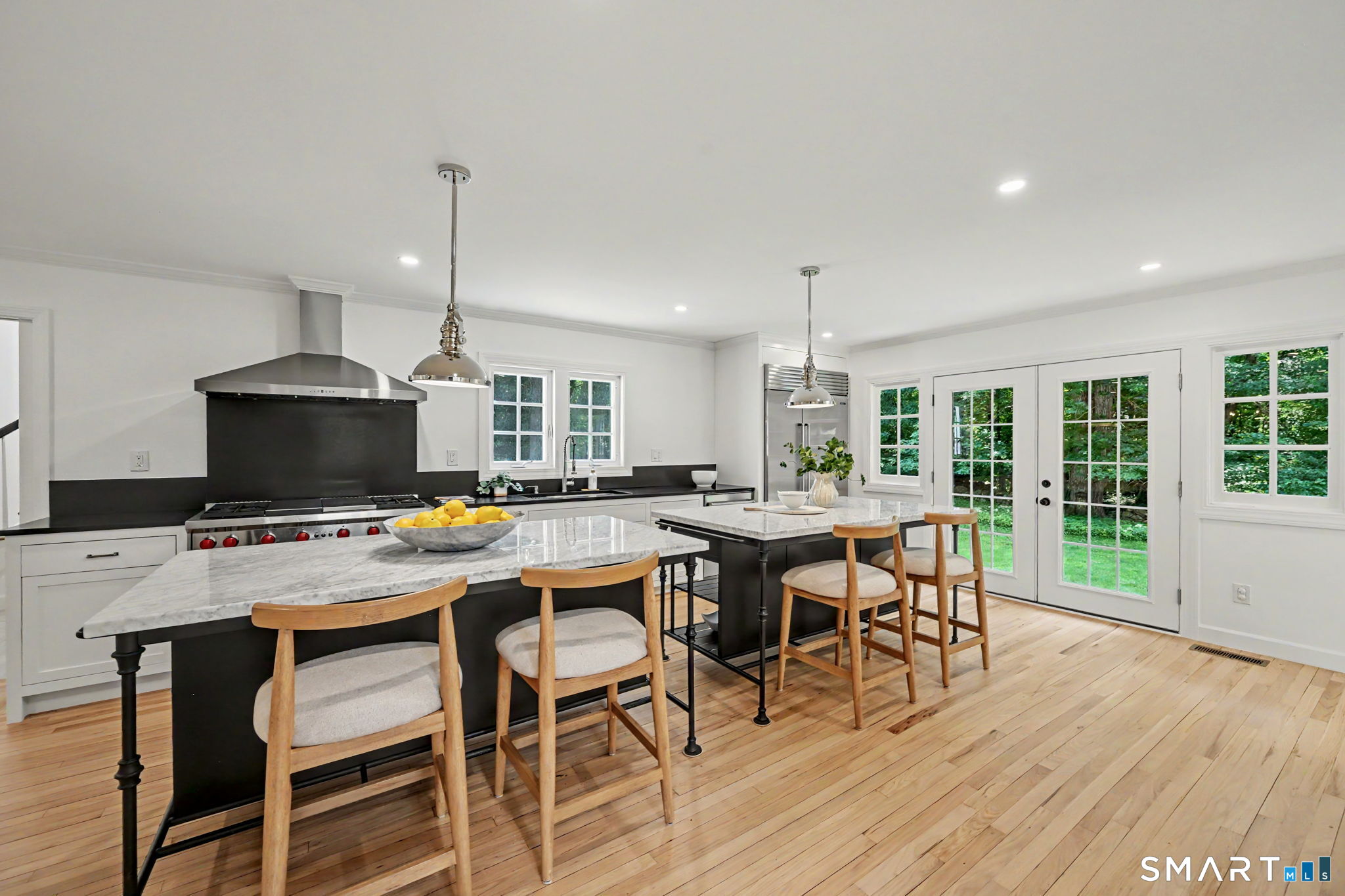 148 West Hills Road New Canaan, CT 06840 - Photo 11 of 40