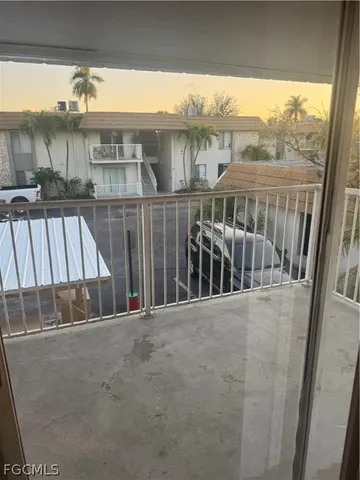 $149,999 | 1830 Maravilla Avenue, Unit 811, Fort Myers, FL 33901