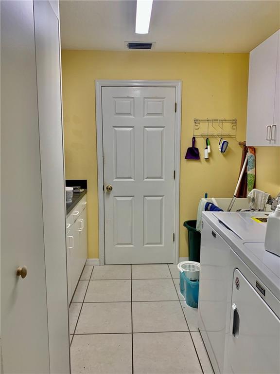 8901 Southwest Avocado Lane Stuart, FL 34997 - Photo 10 of 18 Gallery Image 10
