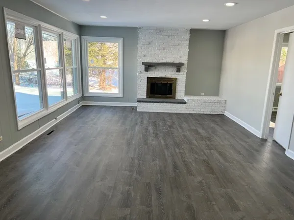 $2,800 | 17 Wildwood Road, Elk Grove Village, IL 60007