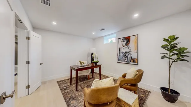 $11,500 | 140 Columbia Street, Unit 1, Brookline, MA 02446