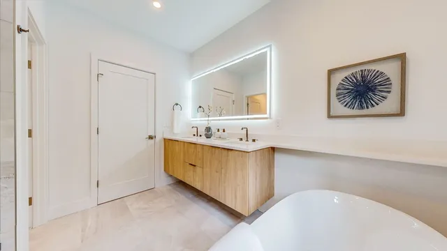 $11,500 | 140 Columbia Street, Unit 1, Brookline, MA 02446