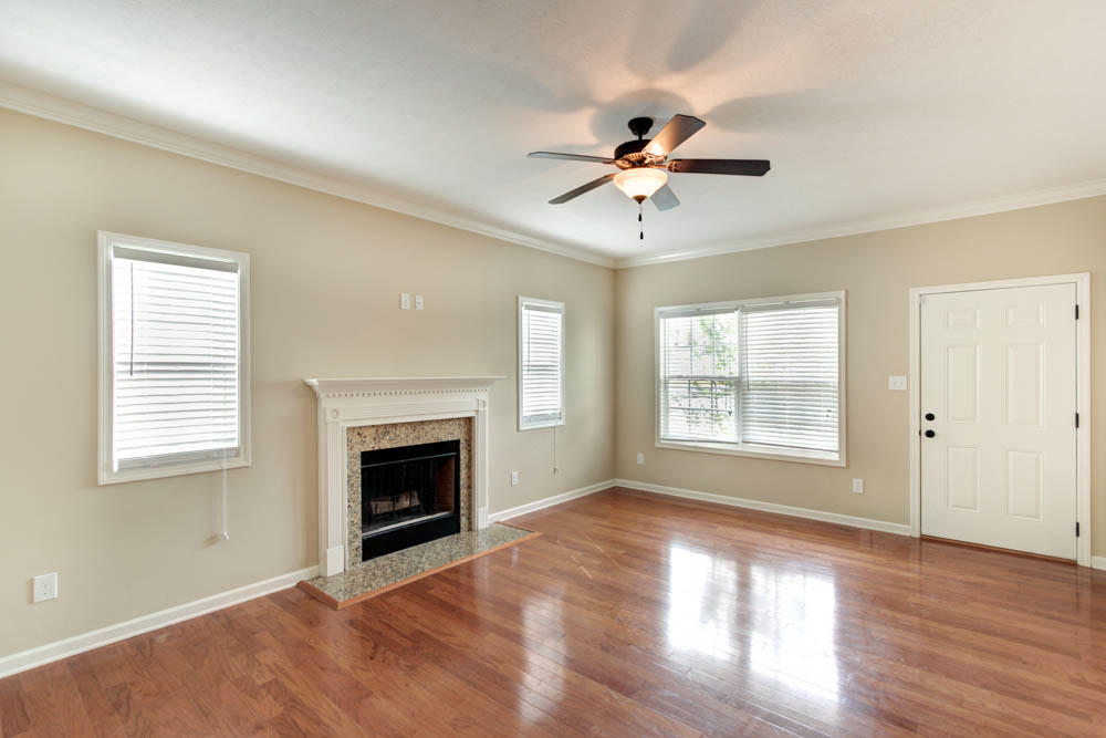 300 Java Way Knoxville, TN 37923 - Photo 4 of 23 Family Room