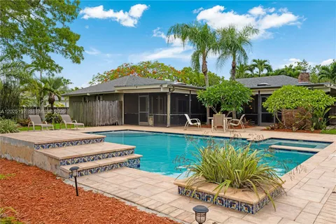 $1,095,500 | 11480 Southwest 96th Terrace, Miami, FL 33176