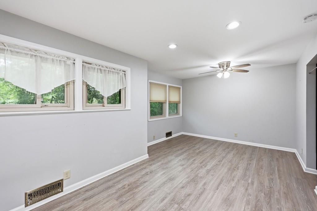 989 Rudolph Street Gainesville, GA 30501 - Photo 16 of 33 Gallery Image 16