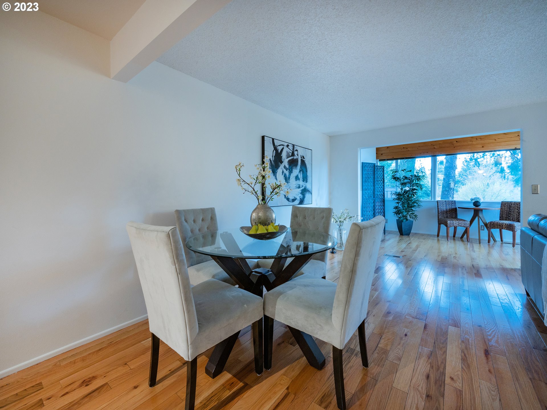 2279 Ridgeway Drive Eugene, OR 97401 - Photo 8 of 42 Gallery Image 8