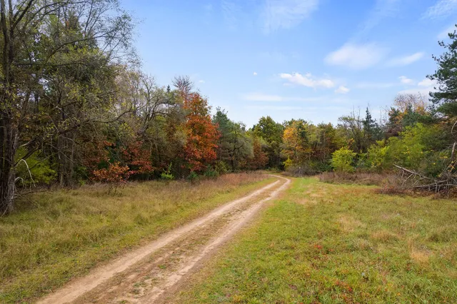 $284,400 | 2771 Gady Pines Drive, Adrian, MI 49221