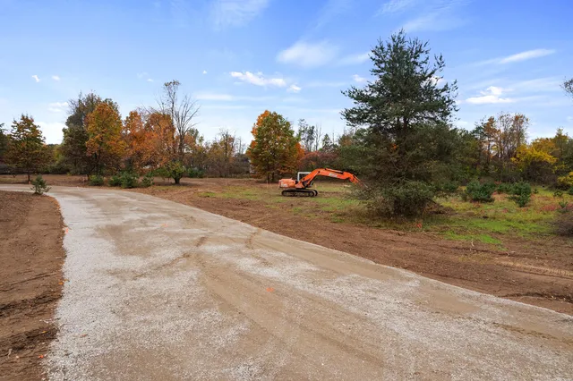 $284,400 | 2771 Gady Pines Drive, Adrian, MI 49221