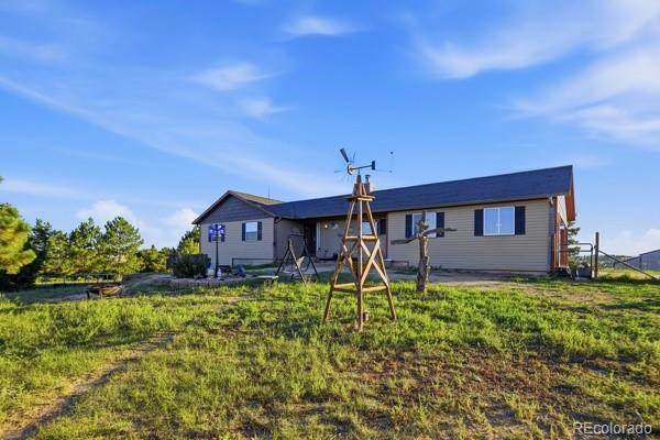 44310 Homestead Road Elizabeth, CO 80107 - Photo 2 of 49 Gallery Image 2