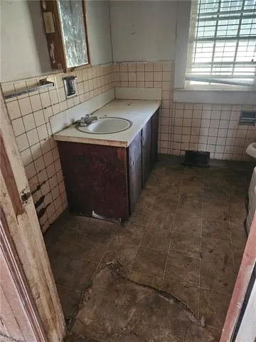 $64,900 | 491 Pleasant Hill Drive, Elkin, NC 28621