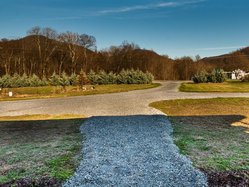 389 Arnold Road Jonesborough, TN 37659 - Photo 13 of 17 Photo 13