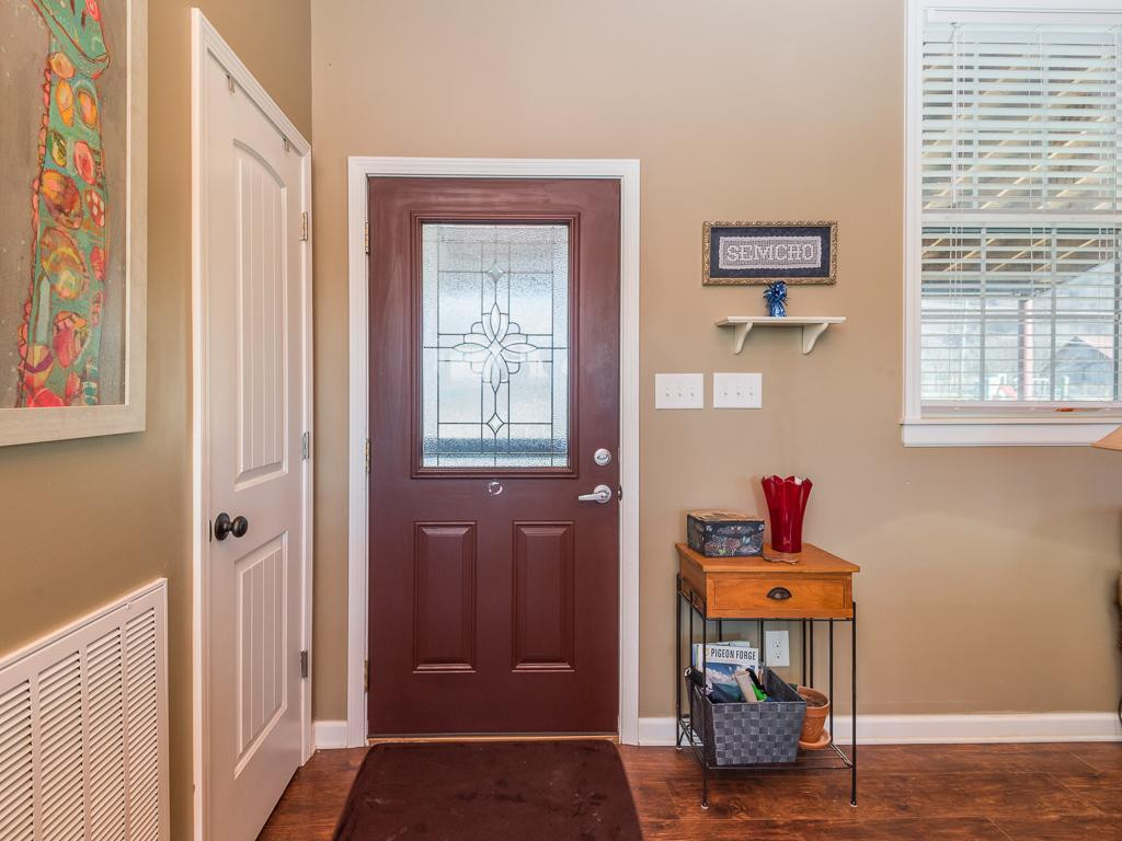 389 Arnold Road Jonesborough, TN 37659 - Photo 4 of 17 Photo 4