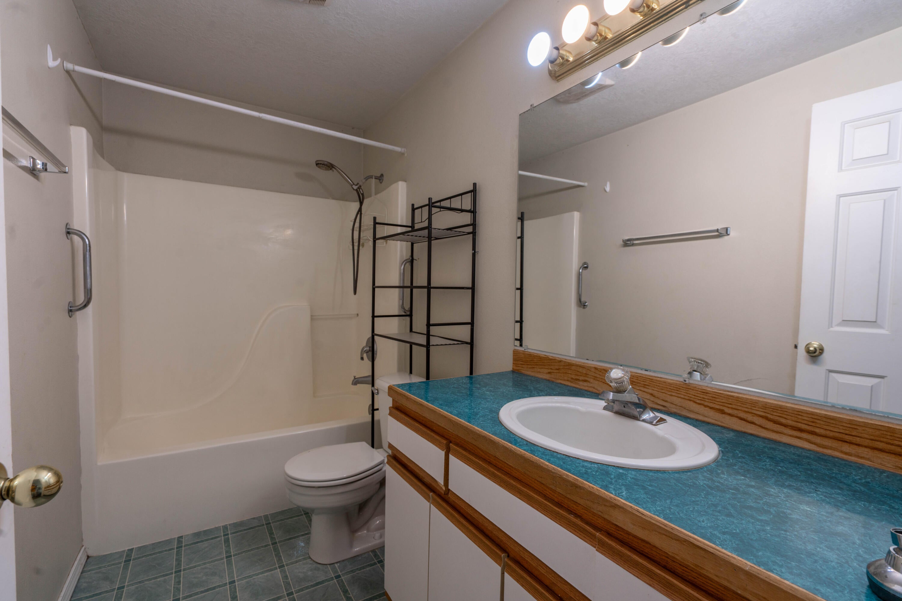 935 Northwest Cains Road Prineville, OR 97754 - Photo 16 of 24 16