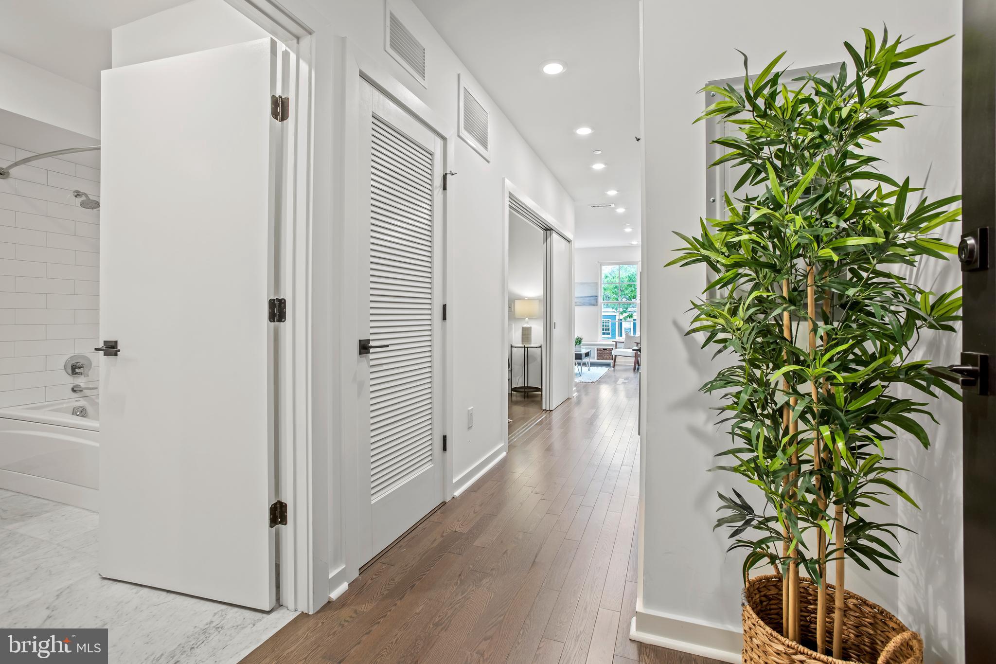 300 8th Street Northeast, Unit 209 Washington, DC 20002 - Photo 3 of 18 Spacious entry foyer
