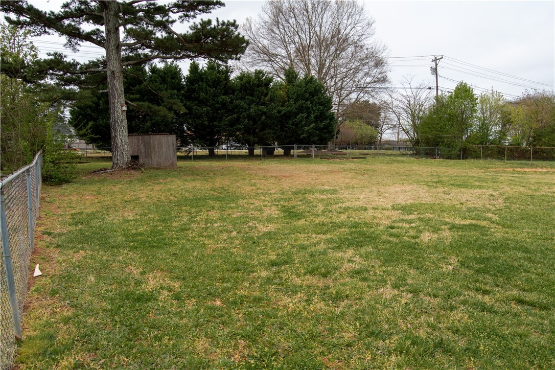 104 Charlton Circle Easley, SC 29642 - Photo 35 of 36