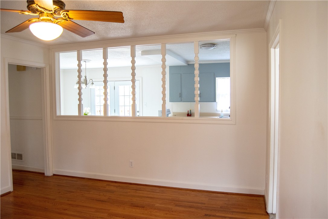 104 Charlton Circle Easley, SC 29642 - Photo 4 of 36