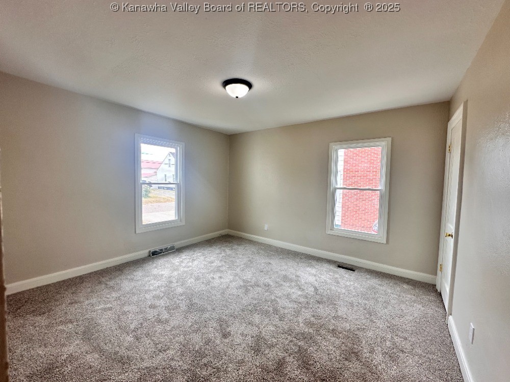 109 English Road Point Pleasant, WV 25550 - Photo 13 of 29 Gallery Image 13