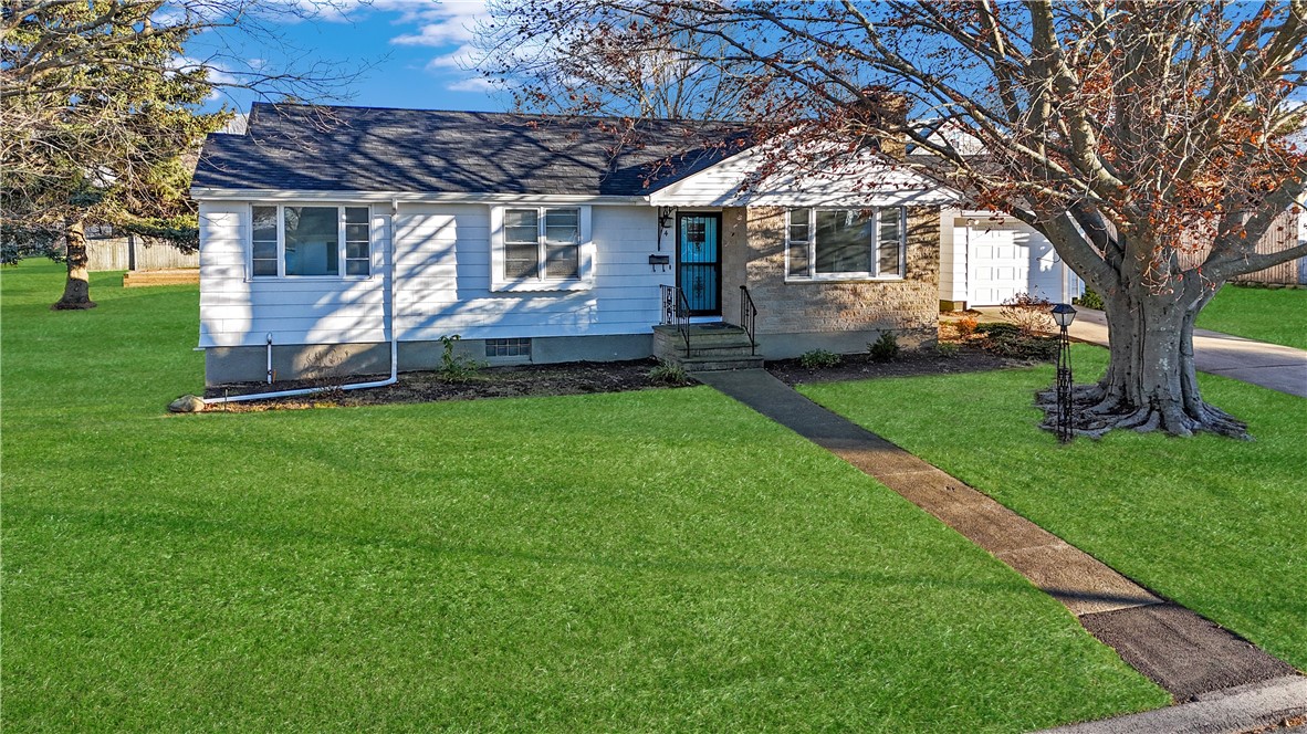 4 O Connell Road Tiverton, RI 02878 - Photo 3 of 35 Gallery Image 3